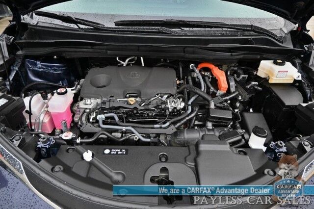 2023 Toyota Sienna XLE Hybrid / AWD / Power & Heated Leather Seats / Sunroof / Adaptive Cruise / Lane Depart & Blind Spot Alert / Apple CarPlay & Android Auto / Back Up Camera / Rear Captain Chairs / 3rd Row / 36 MPG / 1-Owner Anchorage AK