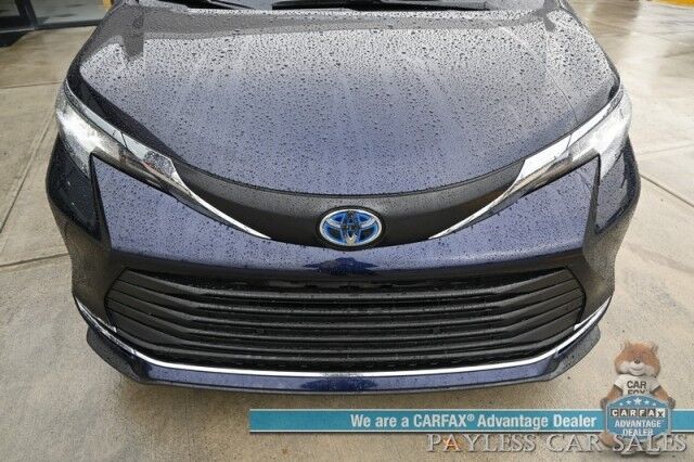 2023 Toyota Sienna XLE Hybrid / AWD / Power & Heated Leather Seats / Sunroof / Adaptive Cruise / Lane Depart & Blind Spot Alert / Apple CarPlay & Android Auto / Back Up Camera / Rear Captain Chairs / 3rd Row / 36 MPG / 1-Owner Anchorage AK