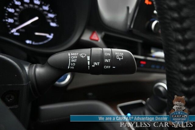 2023 Toyota Sienna XLE Hybrid / AWD / Power & Heated Leather Seats / Sunroof / Adaptive Cruise / Lane Depart & Blind Spot Alert / Rear Captain Chairs / 3rd Row / Apple CarPlay & Android Auto / Back Up Camera / 36 MPG / 1-Owner Anchorage AK