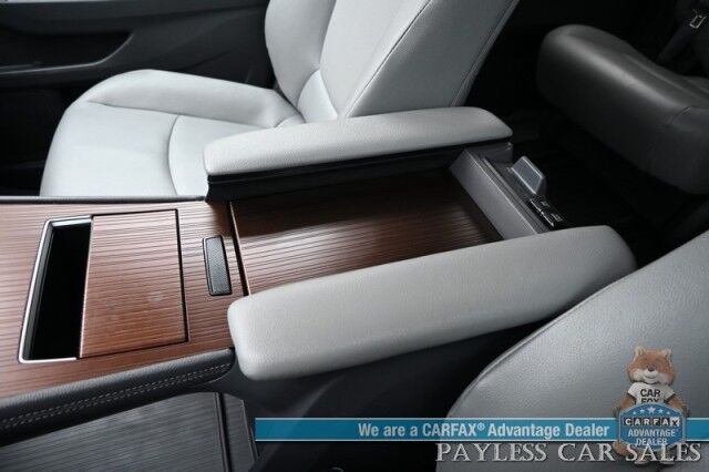 2023 Toyota Sienna XLE Hybrid / AWD / Power & Heated Leather Seats / Sunroof / Adaptive Cruise / Lane Depart & Blind Spot Alert / Rear Captain Chairs / 3rd Row / Apple CarPlay & Android Auto / Back Up Camera / 36 MPG / 1-Owner Anchorage AK