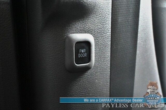 2023 Toyota Sienna XLE Hybrid / AWD / Power & Heated Leather Seats / Sunroof / Adaptive Cruise / Lane Depart & Blind Spot Alert / Rear Captain Chairs / 3rd Row / Apple CarPlay & Android Auto / Back Up Camera / 36 MPG / 1-Owner Anchorage AK