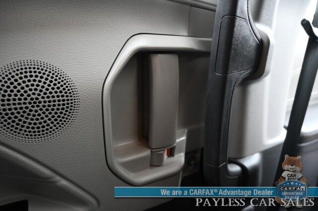 2023 Toyota Sienna XLE Hybrid / AWD / Power & Heated Leather Seats / Sunroof / Adaptive Cruise / Lane Depart & Blind Spot Alert / Rear Captain Chairs / 3rd Row / Apple CarPlay & Android Auto / Back Up Camera / 36 MPG / 1-Owner Anchorage AK