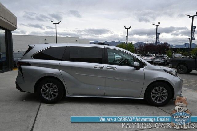2023 Toyota Sienna XLE Hybrid / AWD / Power & Heated Leather Seats / Sunroof / Adaptive Cruise / Lane Depart & Blind Spot Alert / Rear Captain Chairs / 3rd Row / Apple CarPlay & Android Auto / Back Up Camera / 36 MPG / 1-Owner Anchorage AK