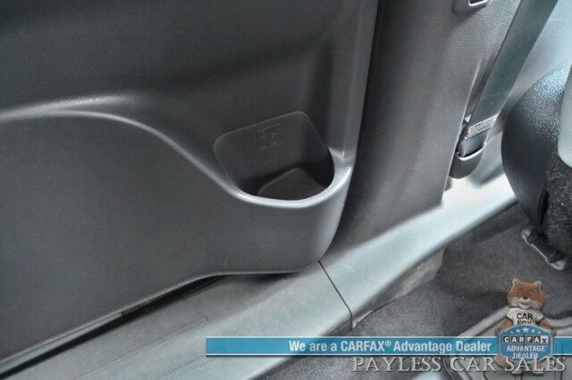 2023 Toyota Sienna XLE Hybrid / AWD / Power & Heated Leather Seats / Sunroof / Adaptive Cruise / Lane Depart & Blind Spot Alert / Rear Captain Chairs / 3rd Row / Apple CarPlay & Android Auto / Back Up Camera / 36 MPG / 1-Owner Anchorage AK