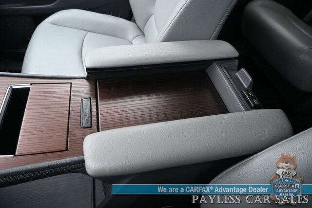 2023 Toyota Sienna XLE Hybrid / AWD / Power & Heated Leather Seats / Sunroof / Adaptive Cruise / Lane Depart & Blind Spot Alert / Rear Captain Chairs / 3rd Row / Apple CarPlay & Android Auto / Back Up Camera / 36 MPG / 1-Owner Anchorage AK
