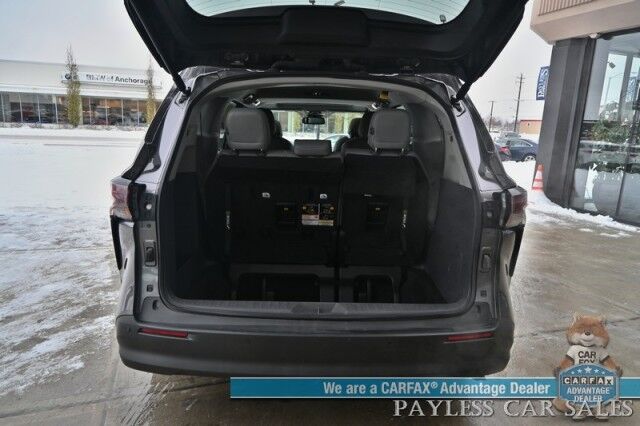 2023 Toyota Sienna XLE Hybrid / AWD / Power & Heated Leather Seats / Sunroof / Adaptive Cruise / Lane Depart & Blind Spot Alert / Rear Captain Chairs / 3rd Row / Apple CarPlay & Android Auto / Back Up Camera / 36 MPG / 1-Owner Anchorage AK