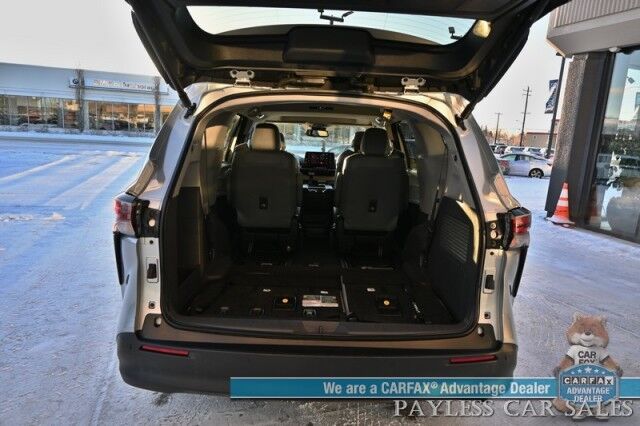 2023 Toyota Sienna XLE Hybrid Anchorage AK