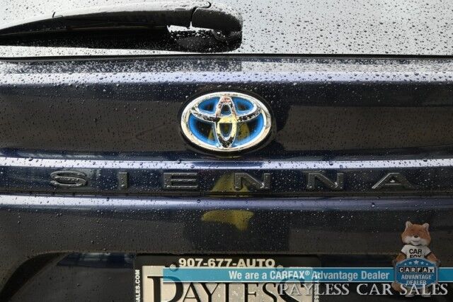2023 Toyota Sienna XLE Hybrid Anchorage AK