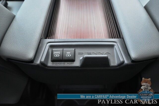 2023 Toyota Sienna XLE Hybrid Anchorage AK