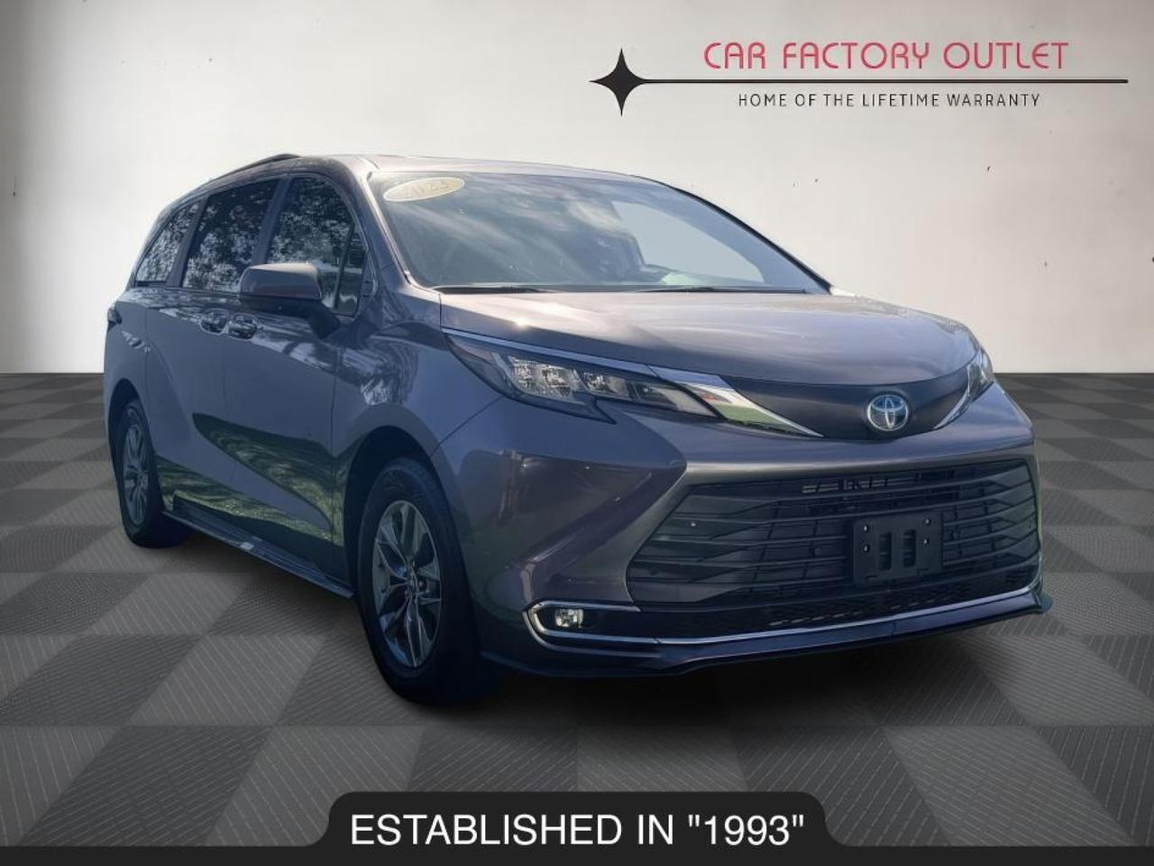 2023 Toyota Sienna XLE Miami FL