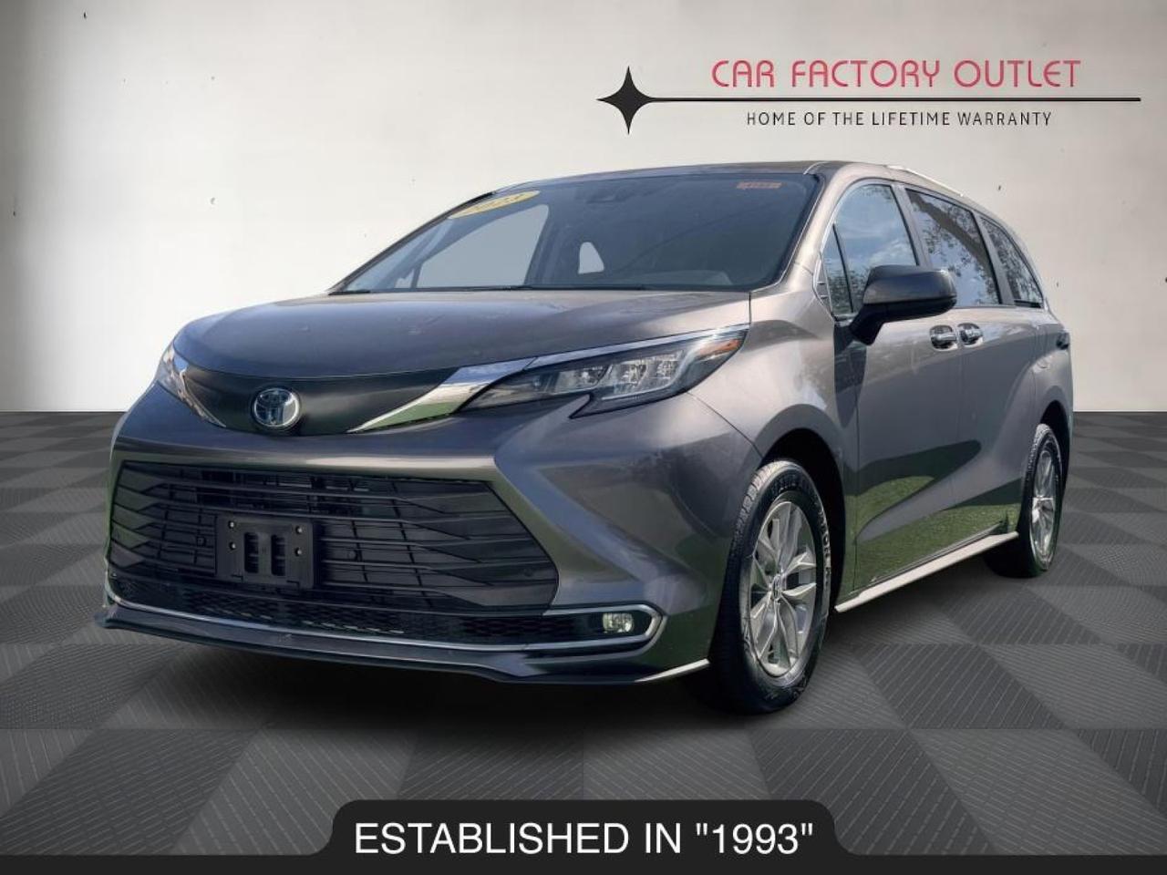 2023 Toyota Sienna XLE Miami FL