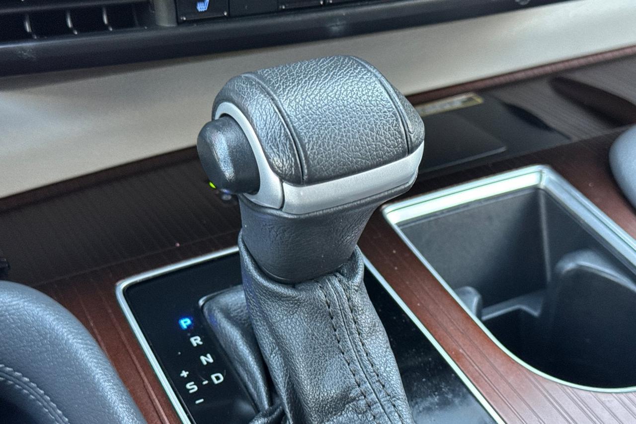 2023 Toyota Sienna XLE Roseville CA