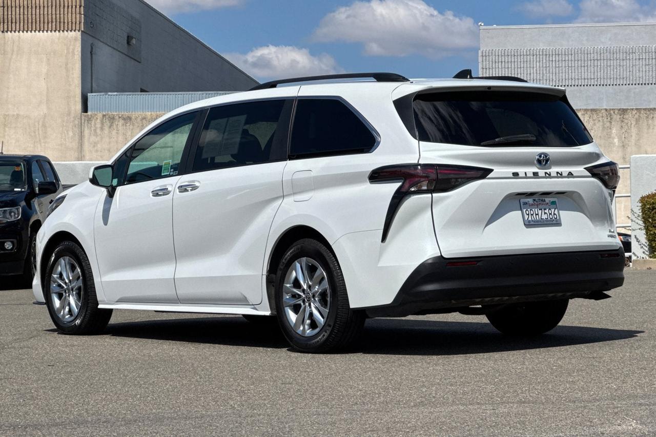 2023 Toyota Sienna XLE Roseville CA