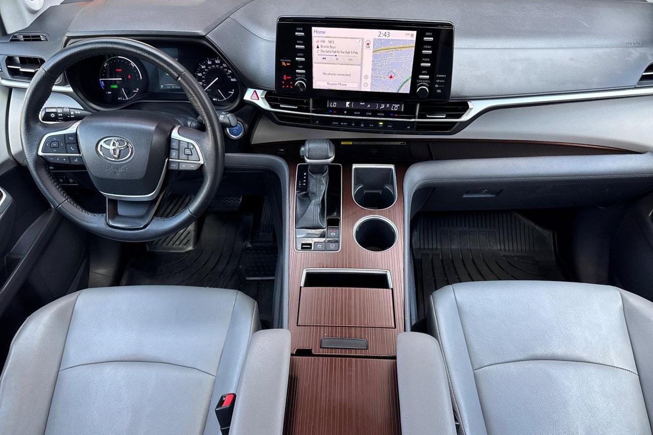 2023 Toyota Sienna XLE Roseville CA