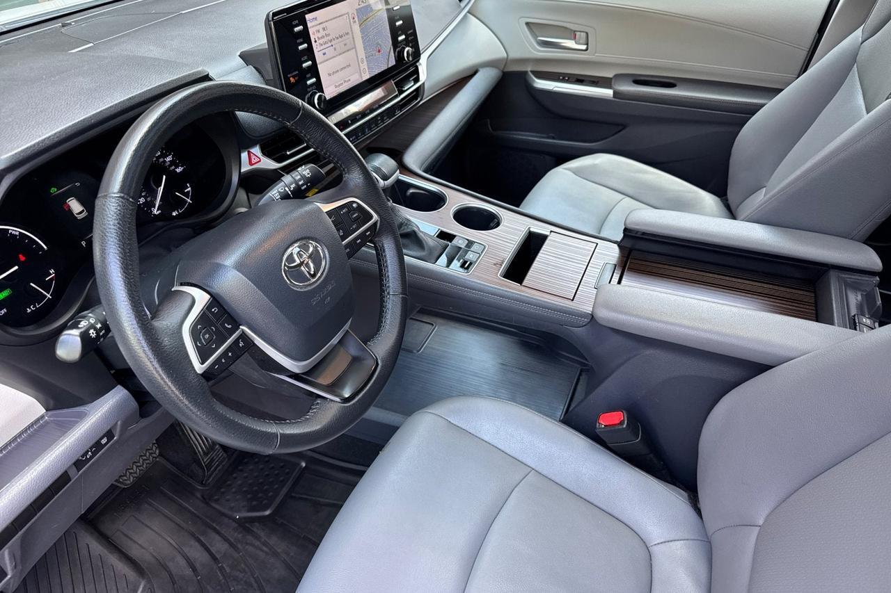 2023 Toyota Sienna XLE Roseville CA