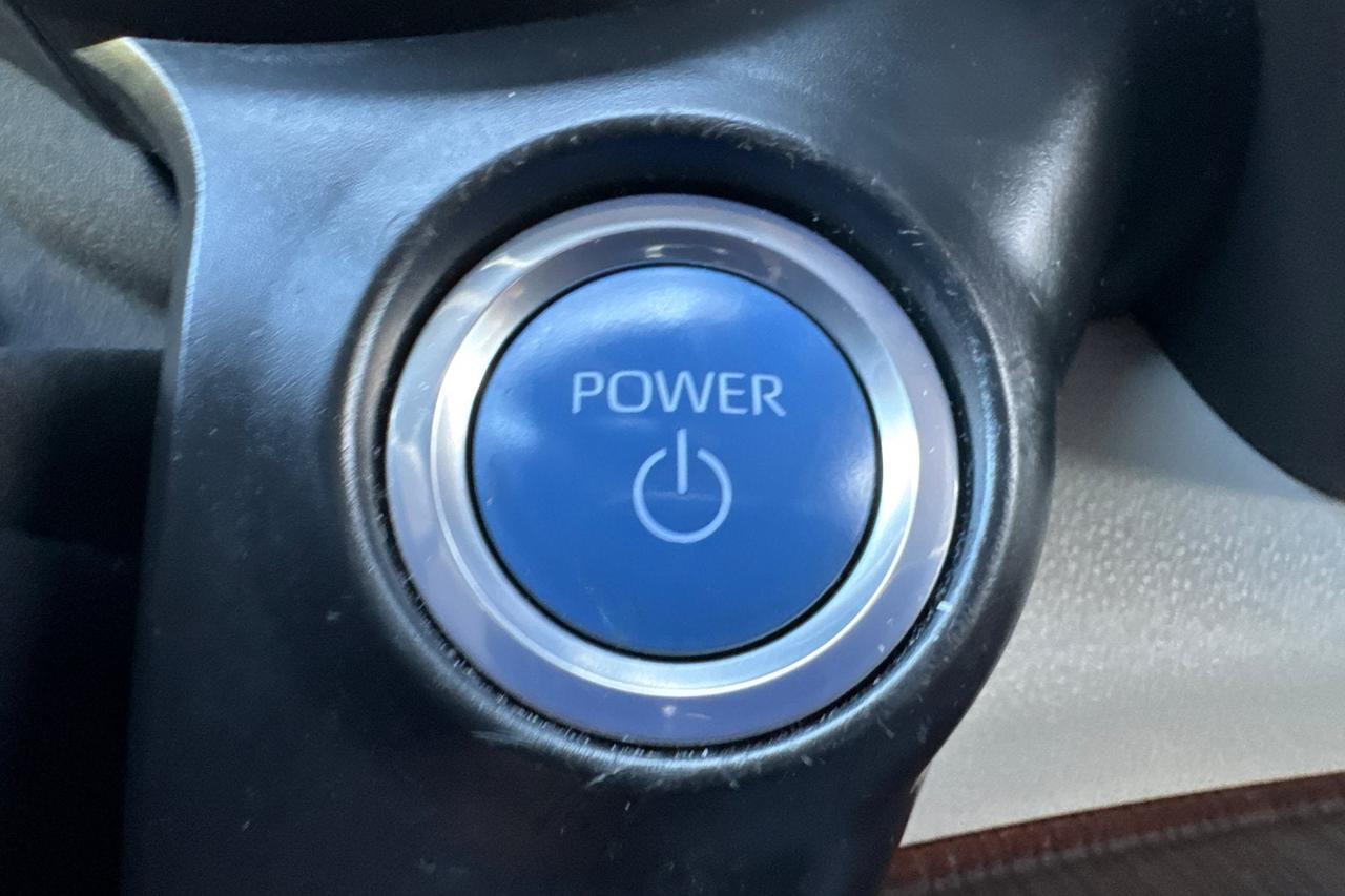 2023 Toyota Sienna XLE Roseville CA