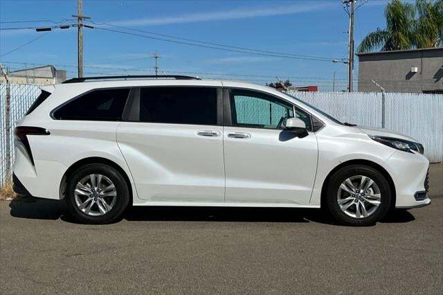 2023 Toyota Sienna XLE Roseville CA