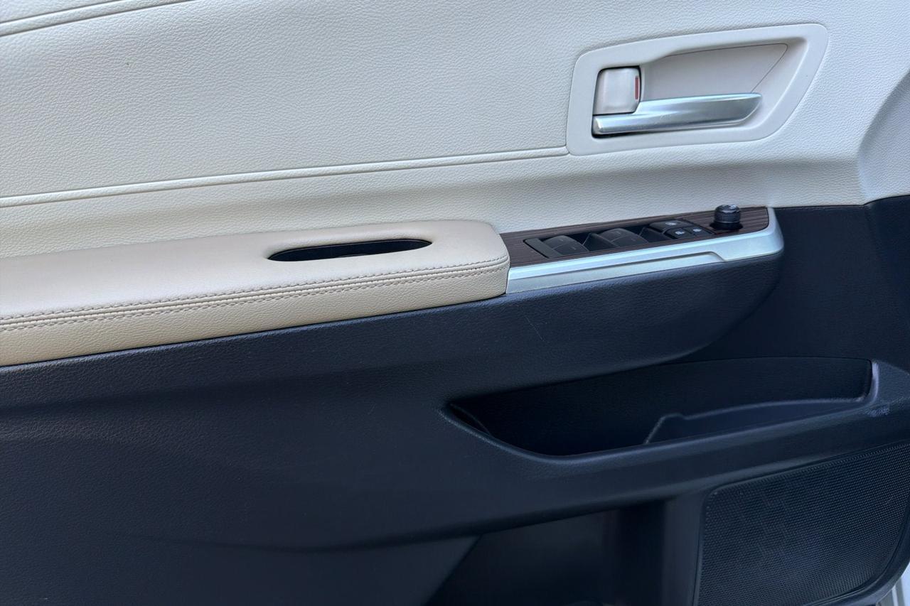 2023 Toyota Sienna XLE Roseville CA