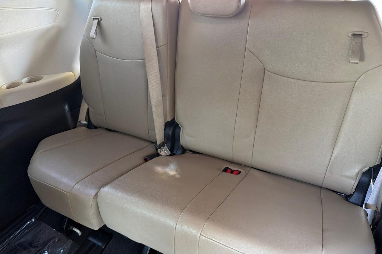 2023 Toyota Sienna XLE Roseville CA