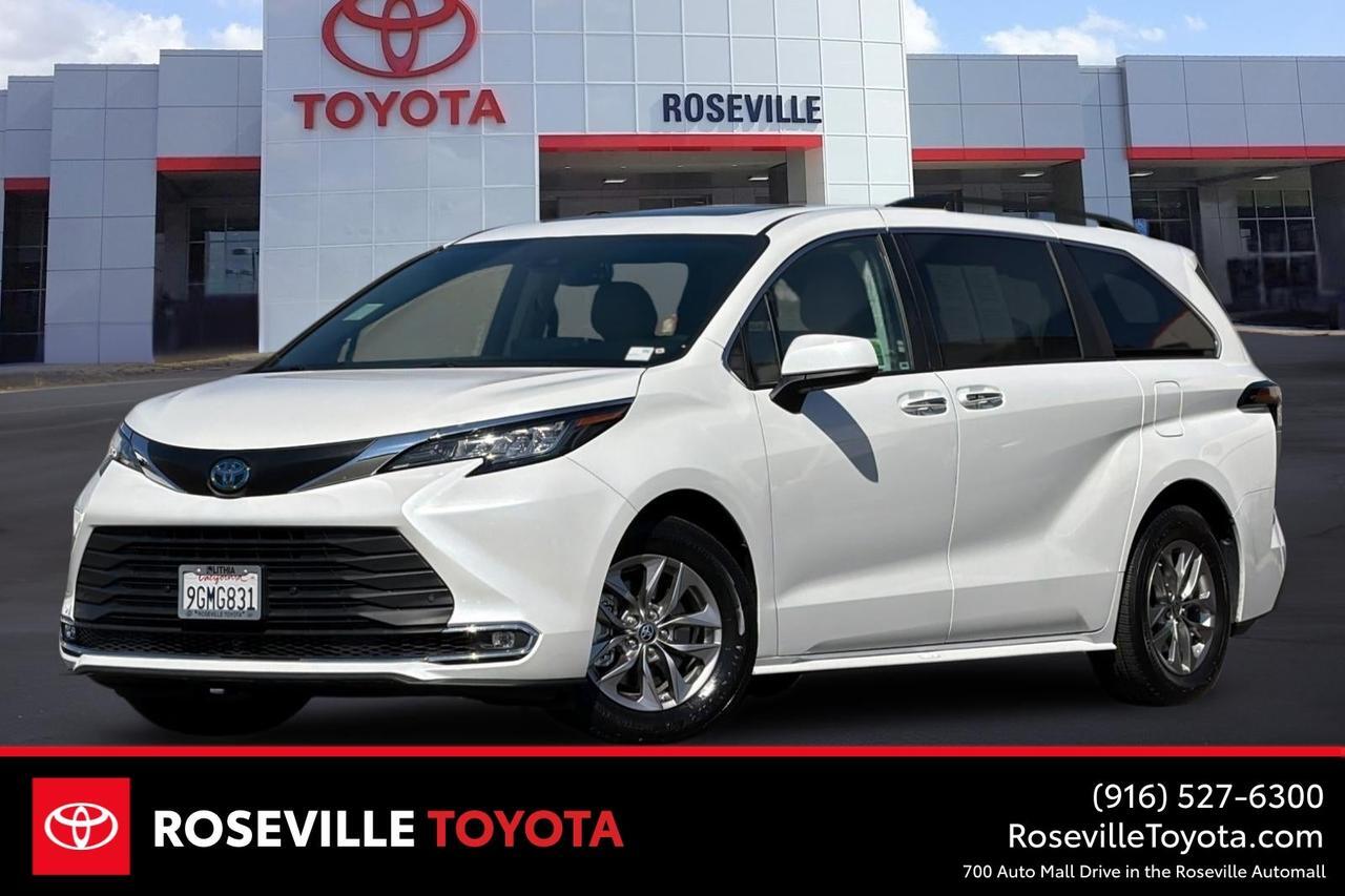 2023 Toyota Sienna XLE