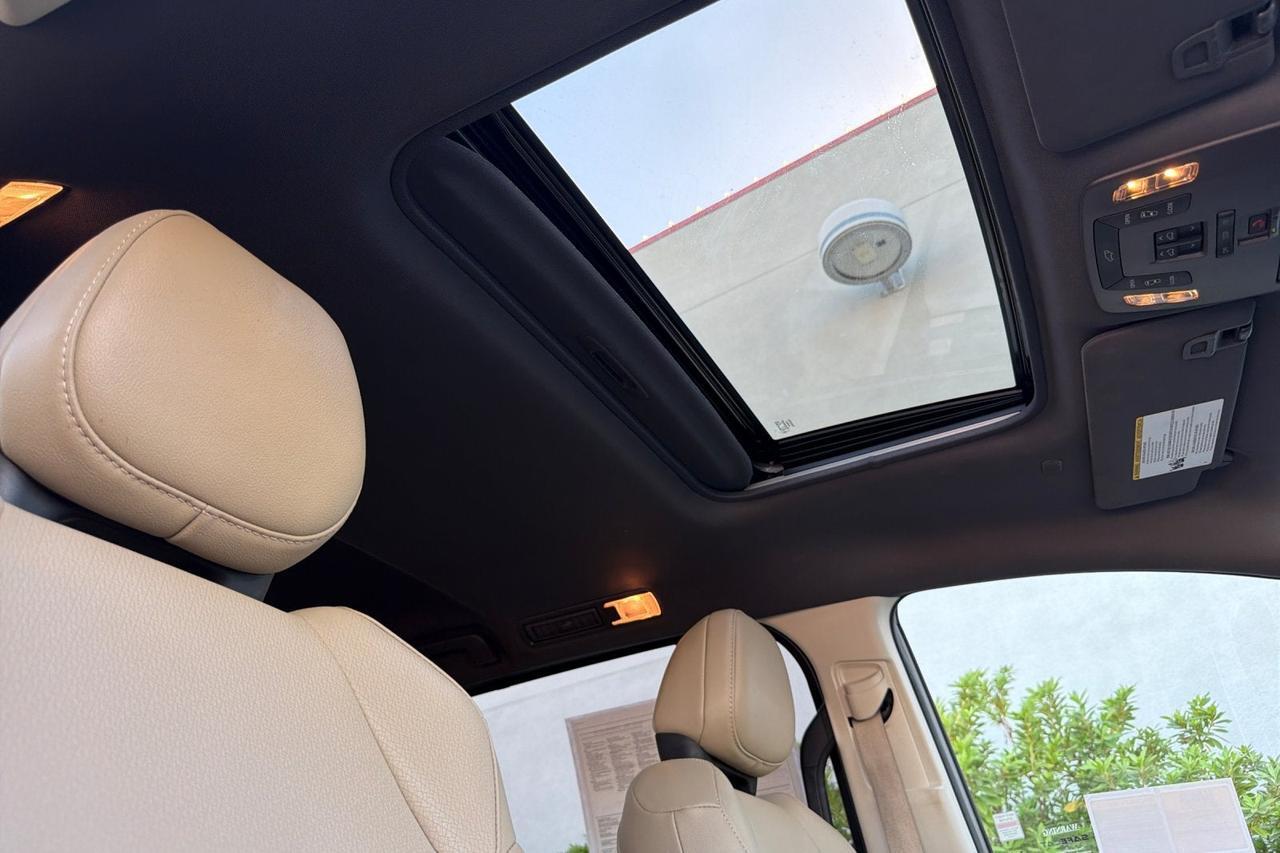 2023 Toyota Sienna XLE Roseville CA