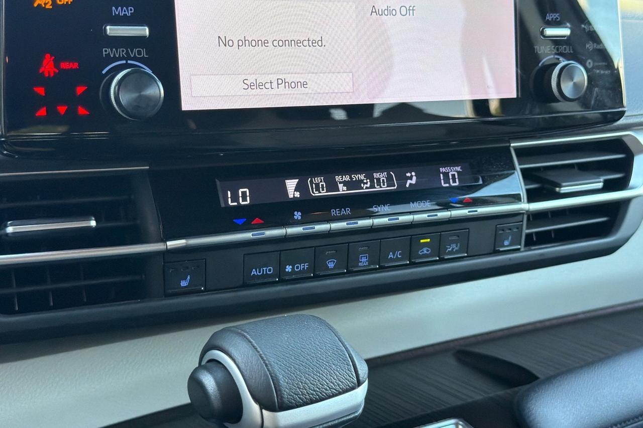 2023 Toyota Sienna XLE Roseville CA
