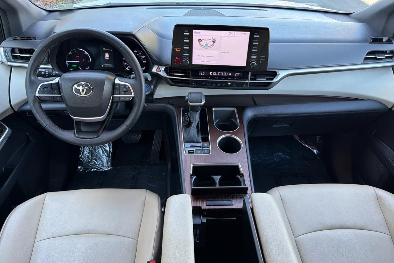 2023 Toyota Sienna XLE Roseville CA