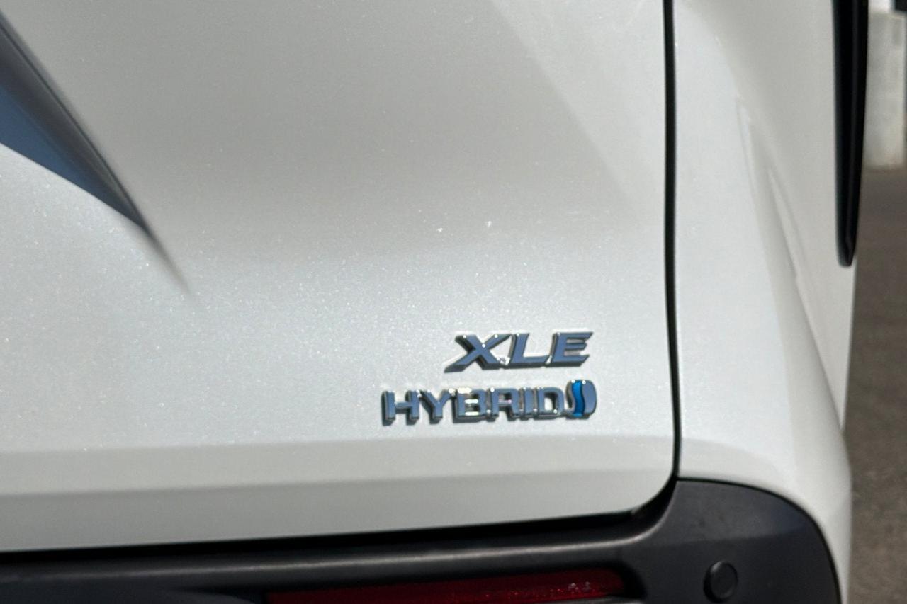 2023 Toyota Sienna XLE Roseville CA