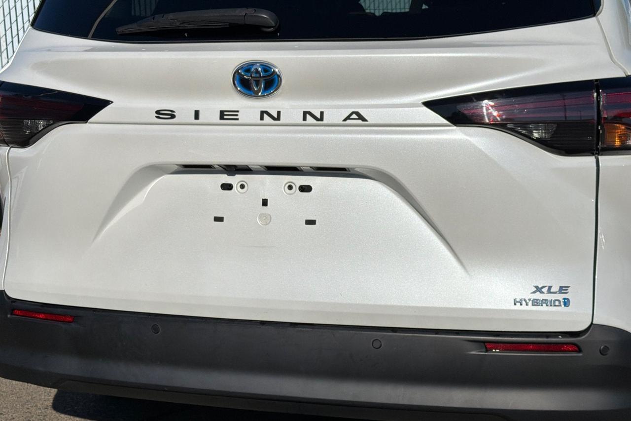 2023 Toyota Sienna XLE Roseville CA