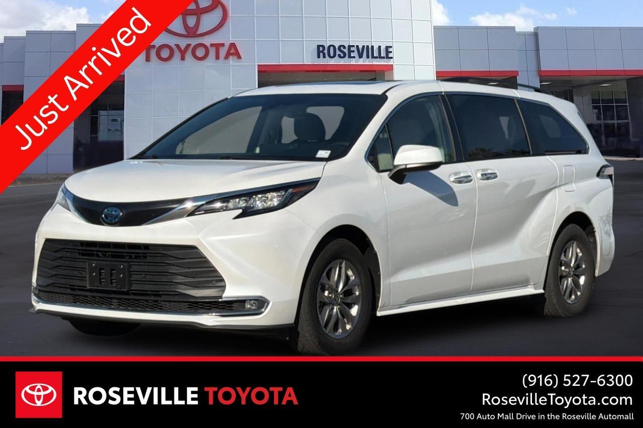 2023 Toyota Sienna XLE