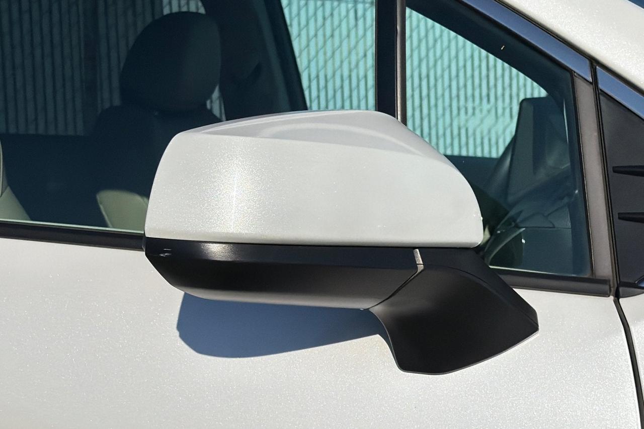 2023 Toyota Sienna XLE Roseville CA