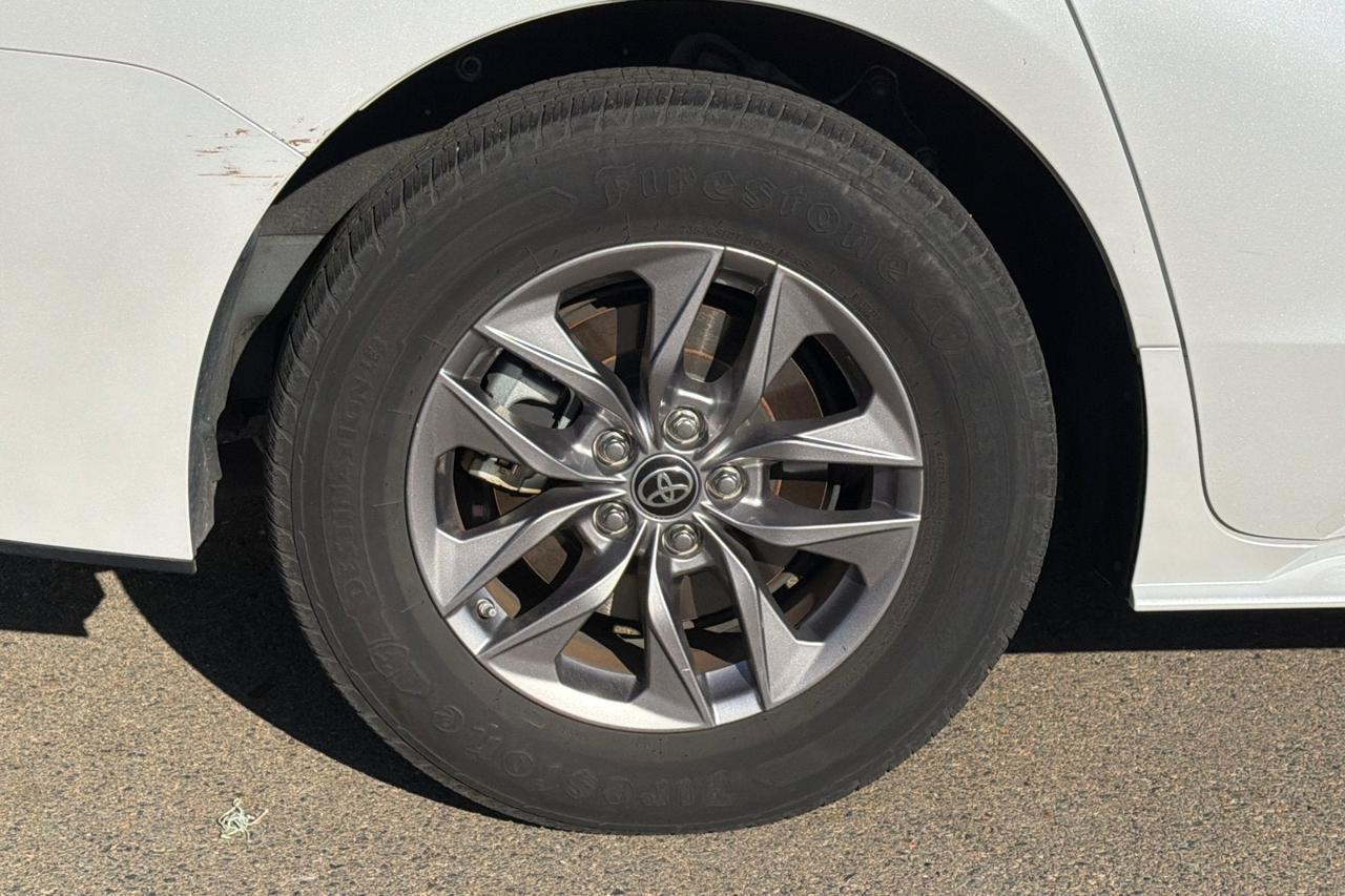 2023 Toyota Sienna XLE Roseville CA