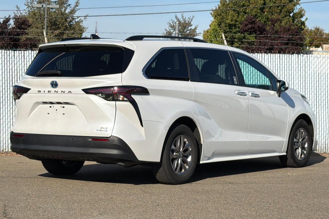 2023 Toyota Sienna XLE Roseville CA