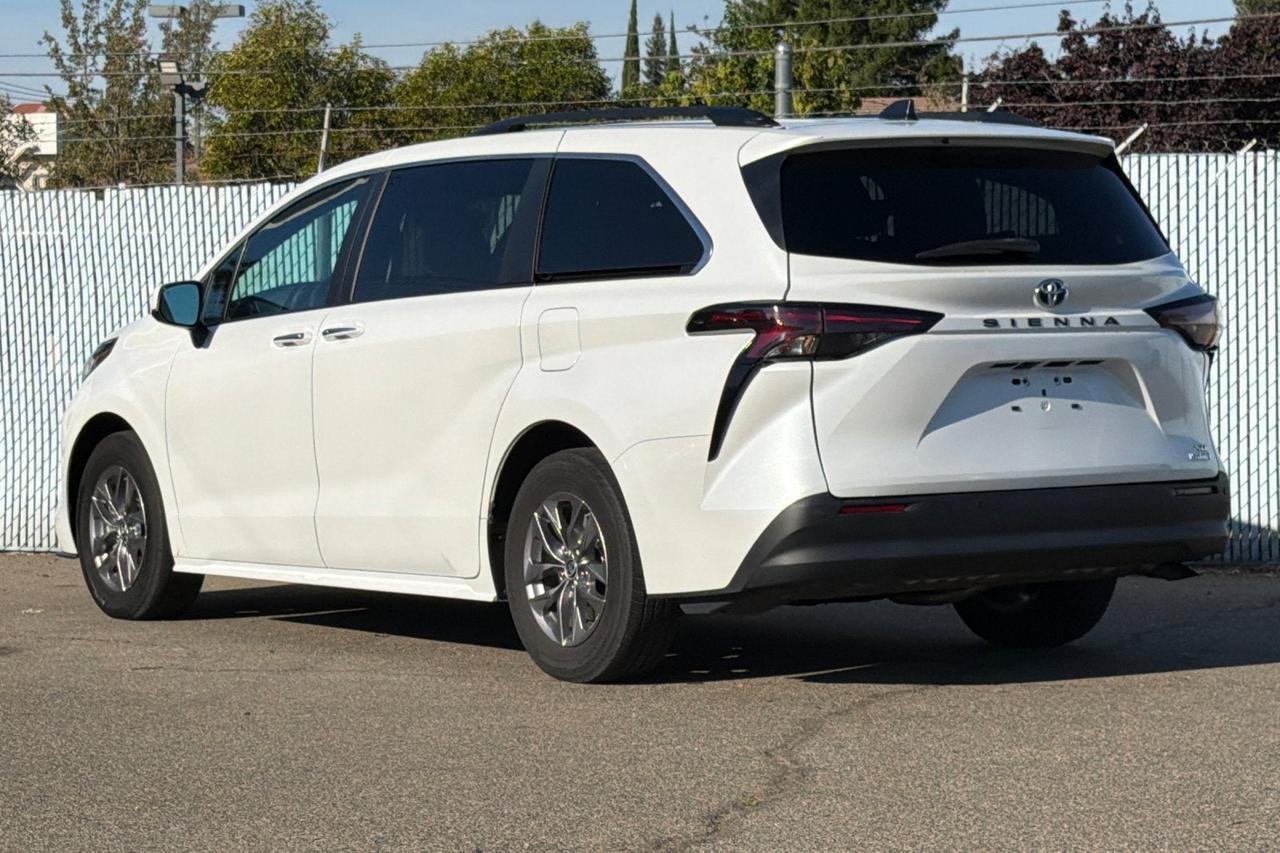 2023 Toyota Sienna XLE Roseville CA