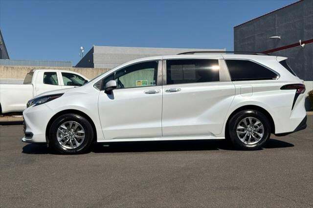2023 Toyota Sienna XLE Roseville CA