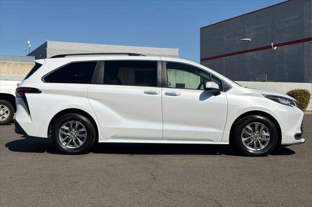 2023 Toyota Sienna XLE Roseville CA