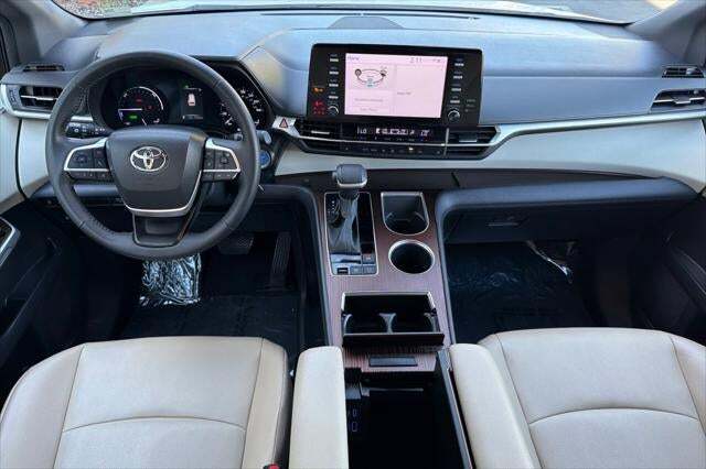 2023 Toyota Sienna XLE Roseville CA