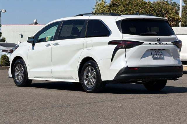 2023 Toyota Sienna XLE Roseville CA