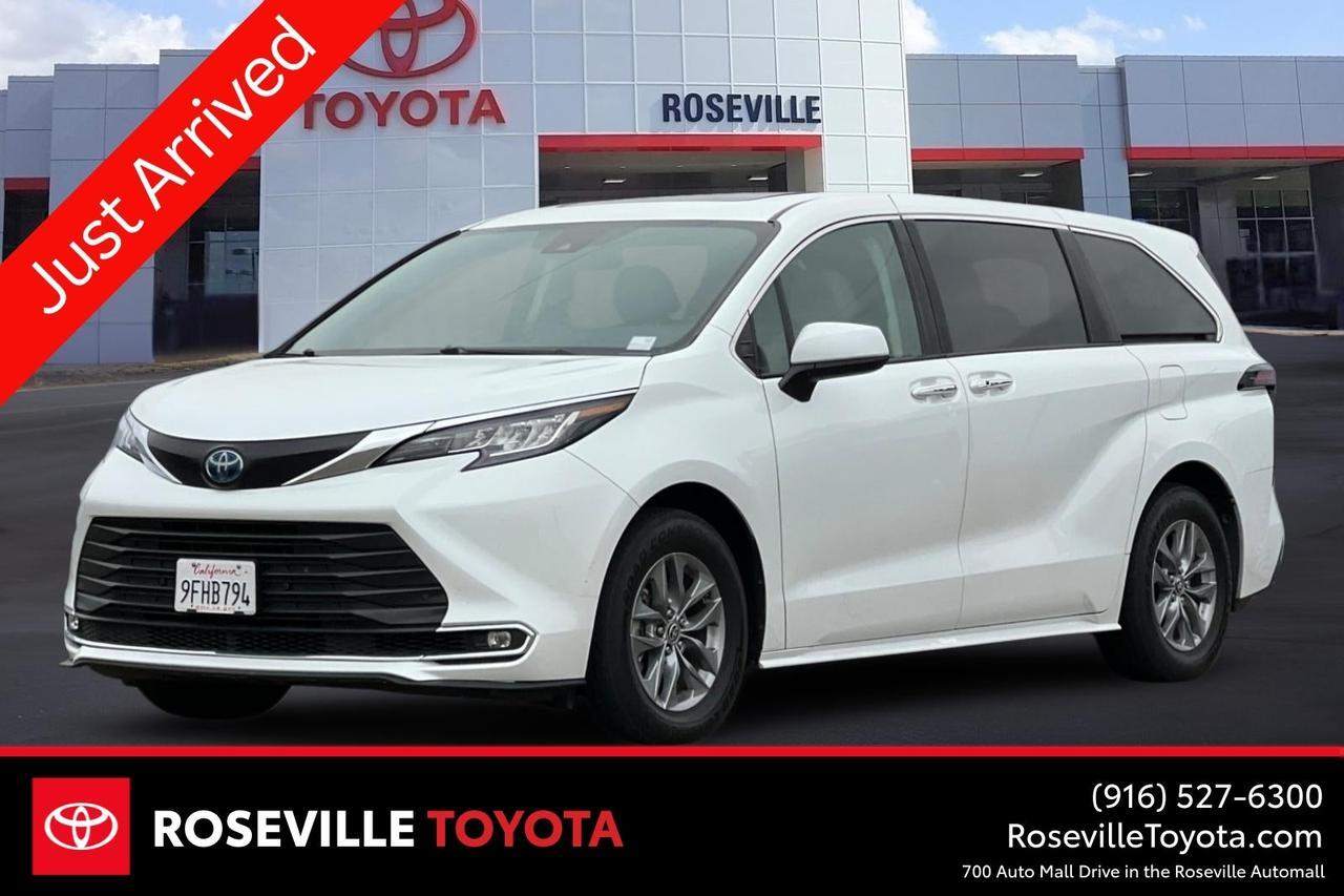 2023 Toyota Sienna XLE