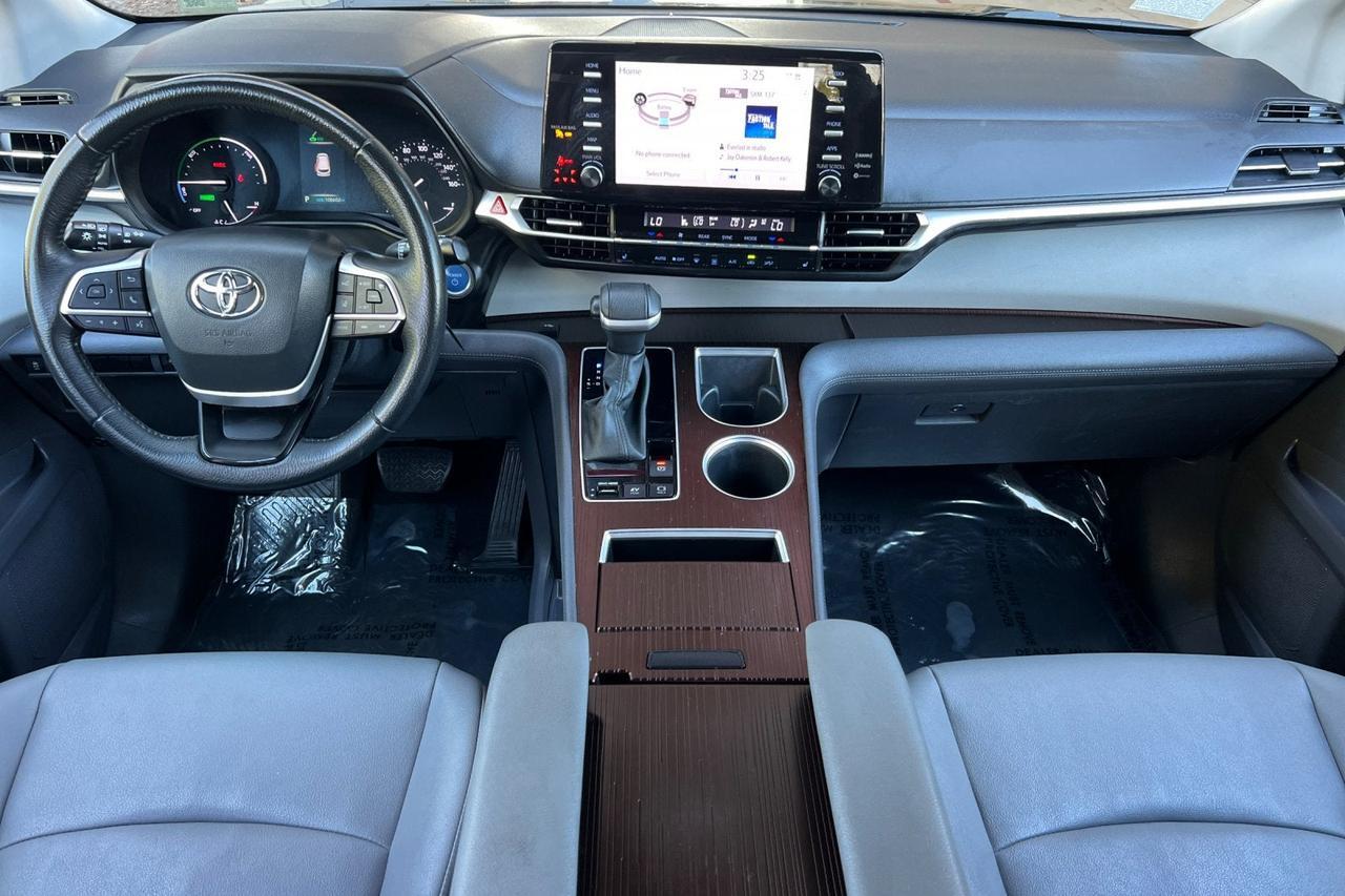 2023 Toyota Sienna XLE Roseville CA