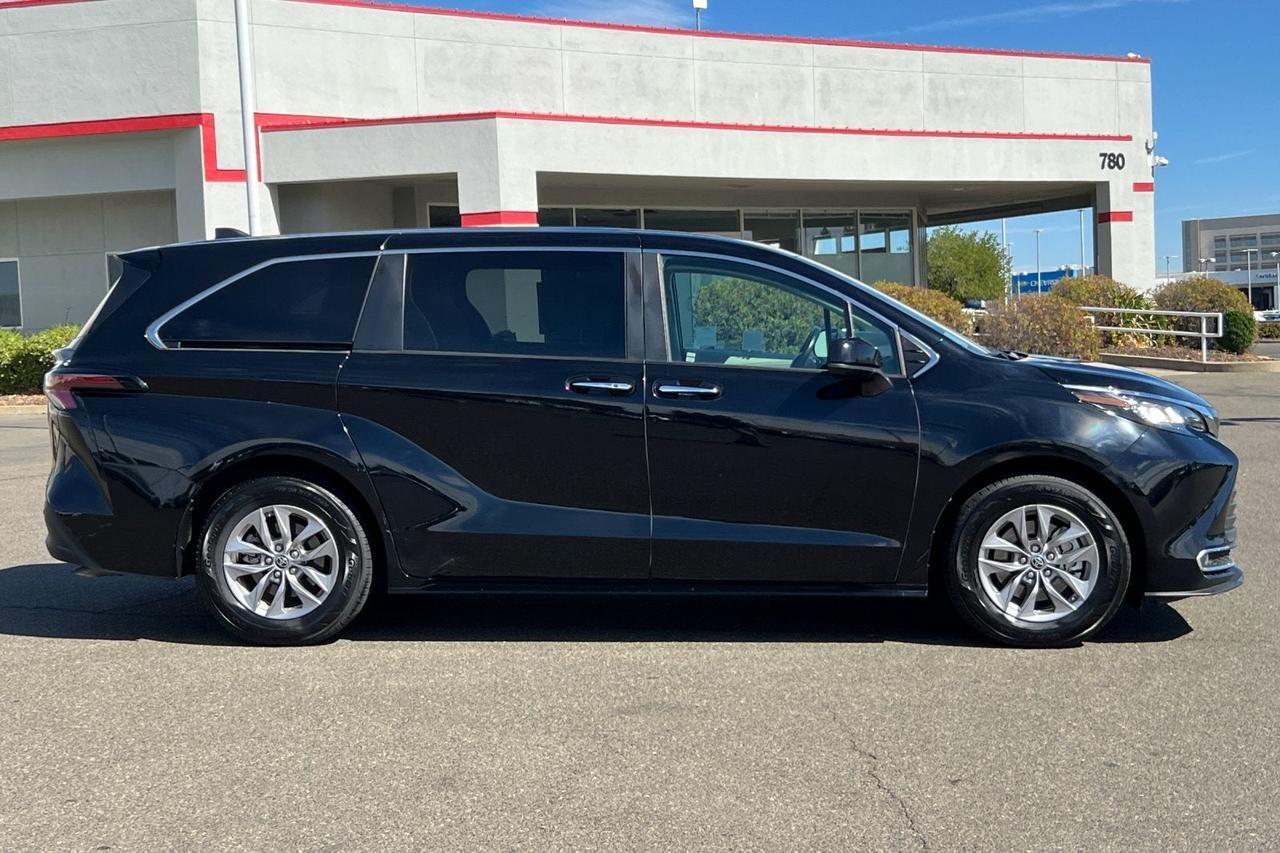 2023 Toyota Sienna XLE Roseville CA