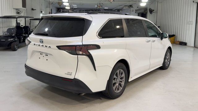 2023 Toyota Sienna XLE San Antonio TX