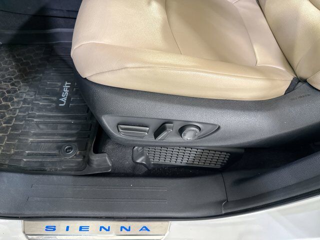 2023 Toyota Sienna XLE San Antonio TX