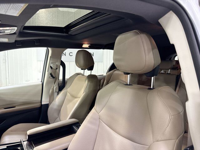 2023 Toyota Sienna XLE San Antonio TX