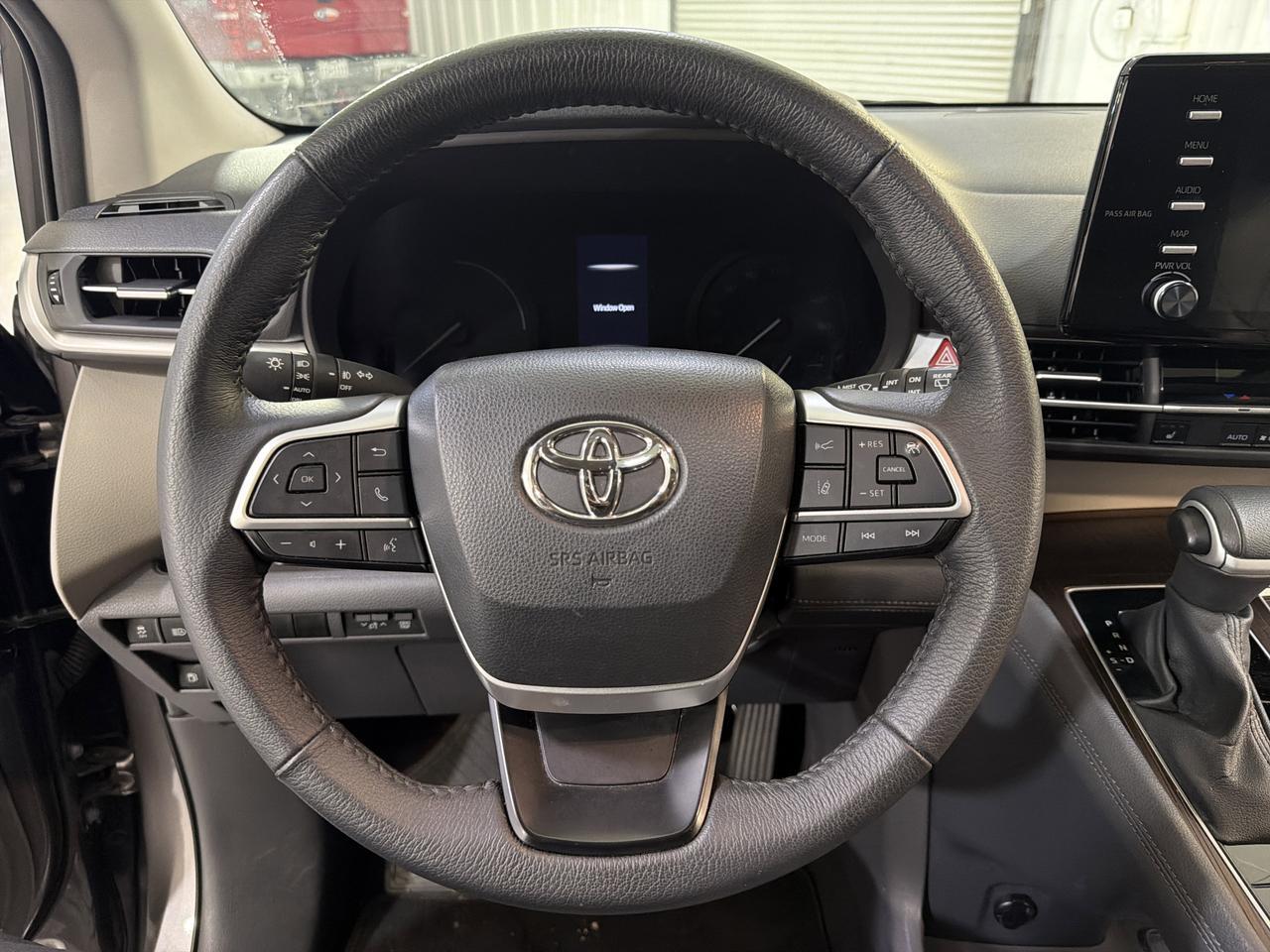 2023 Toyota Sienna XLE San Antonio TX