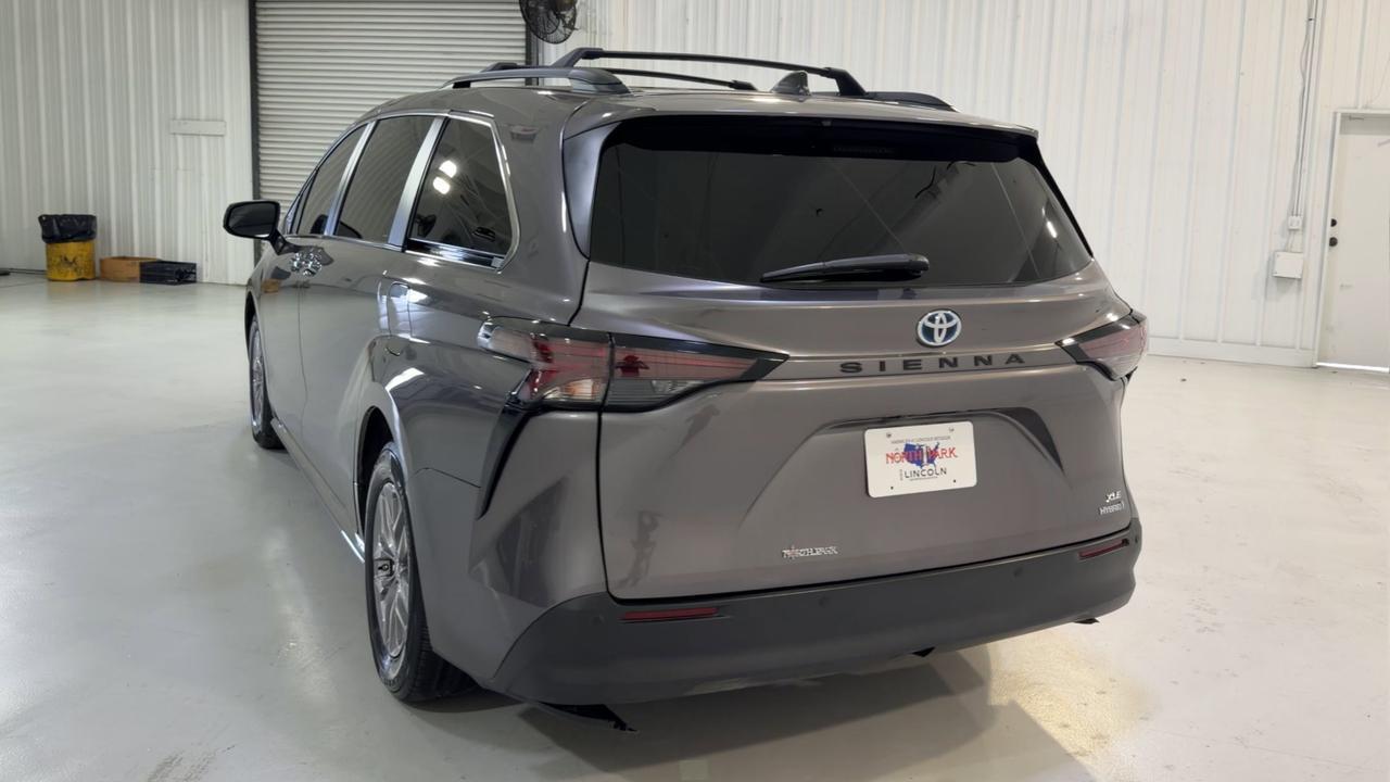 2023 Toyota Sienna XLE San Antonio TX