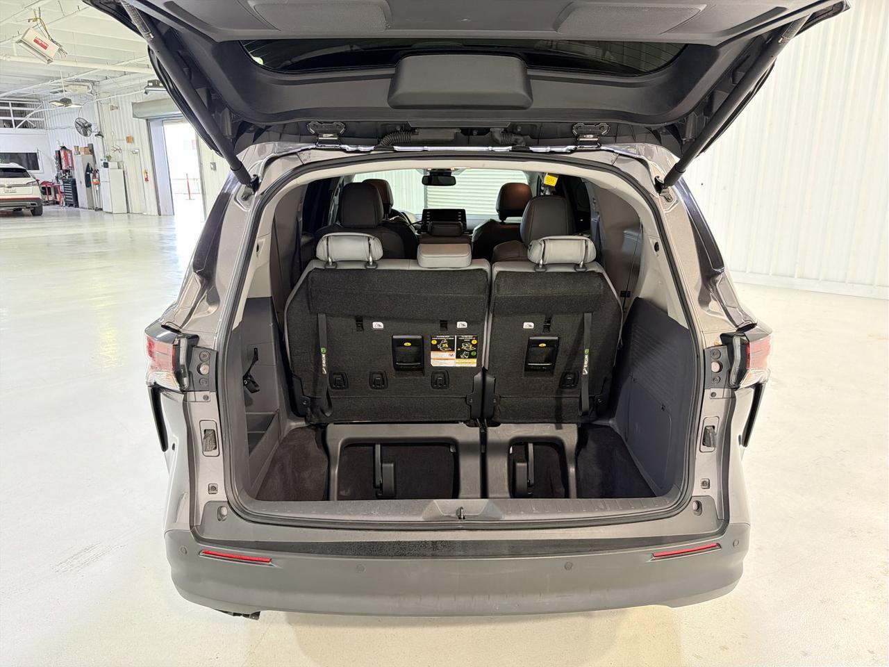 2023 Toyota Sienna XLE San Antonio TX