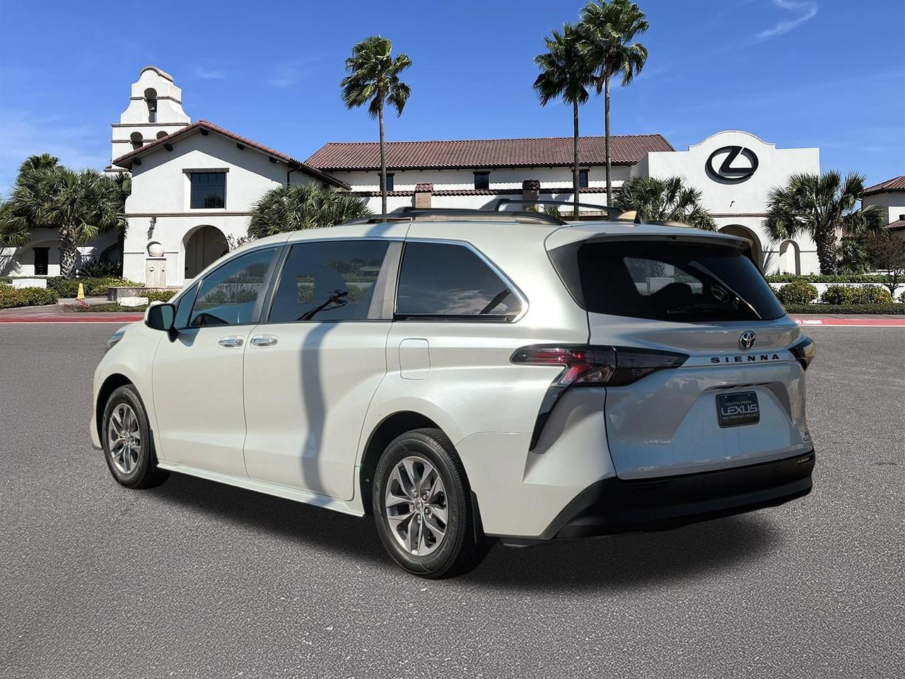 2023 Toyota Sienna XLE San Juan TX