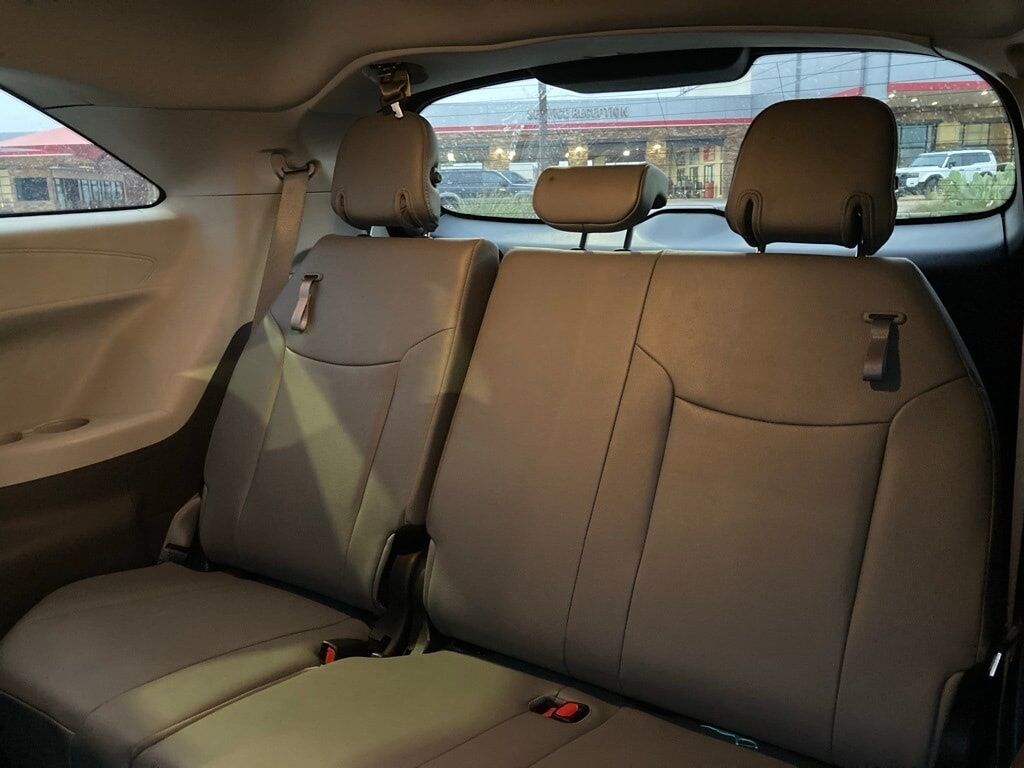 2023 Toyota Sienna XLE San Antonio TX