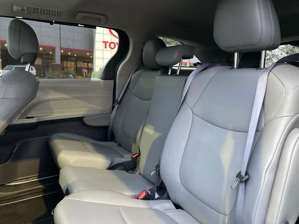 2023 Toyota Sienna XLE San Antonio TX